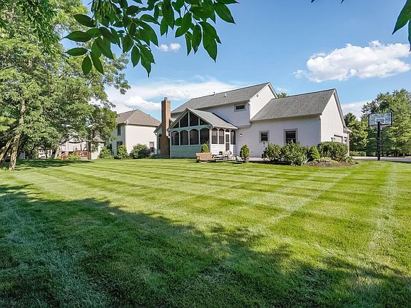 5th image of 3009 Seaway Ct