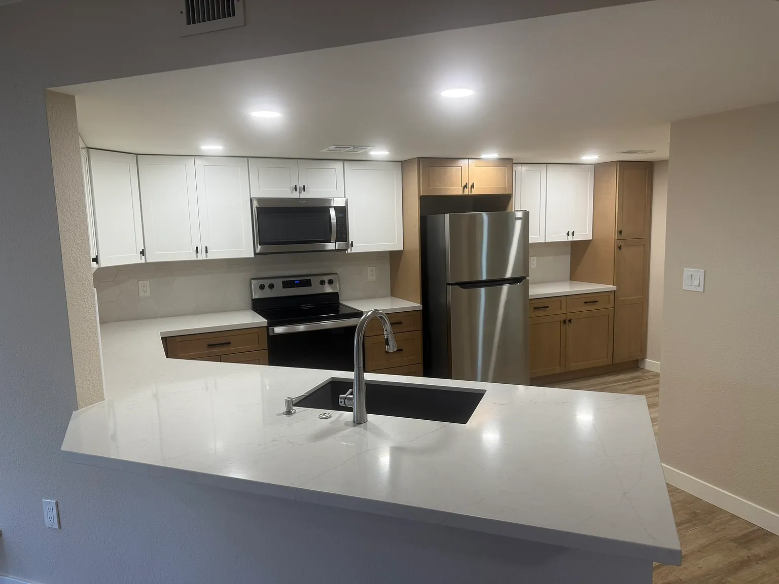 3 bed, 2.5 bath, 1776 sqft, $2,695 — Photo 4