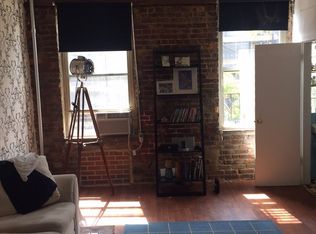 185 Bedford Ave, Brooklyn, NY 11211