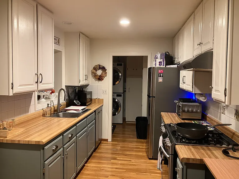 2142 Hodgson St — Photo 7