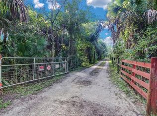 15400 Broken J Ranch Rd, Fort Myers, FL 33905