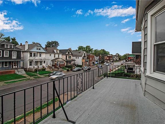 5th image of 310 E Delavan Ave
