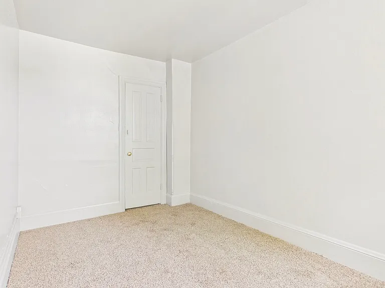 626 Geary St — Photo 10