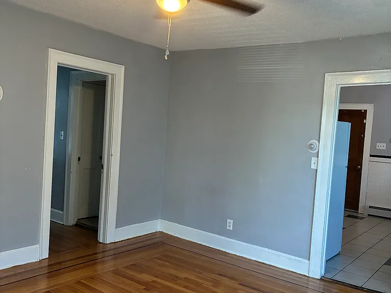 257 Sheffield Ave — Photo 9