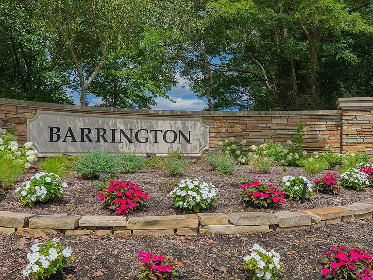 The Residence at Barrington — Photo 15