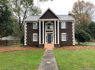 1950 S Wendover Rd, Charlotte, NC 28211