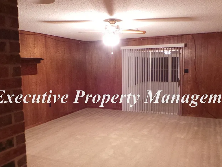 7544 FM 2657 — Photo 5