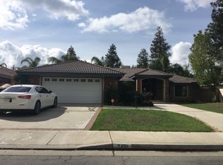 7401 Feather River Dr, Bakersfield, CA 93308