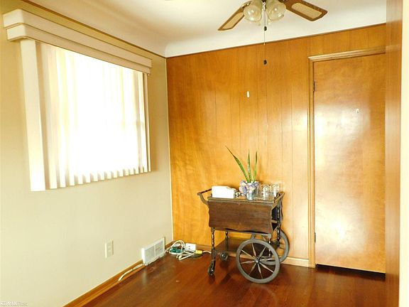 4th image of 20267 Van Antwerp St