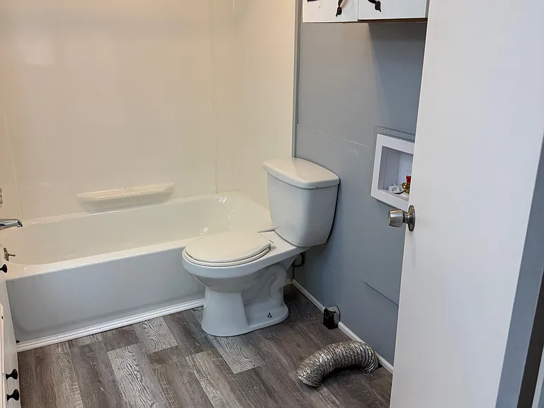27 Austin Dr — Photo 14
