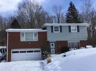 222 Waynesburg Rd, Washington, PA 15301