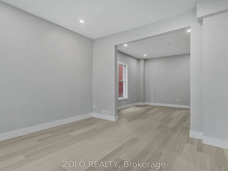 498 Charlotte St — Photo 33