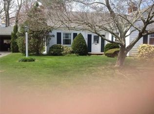 41 Wilbur Ave, Dartmouth, MA 02747