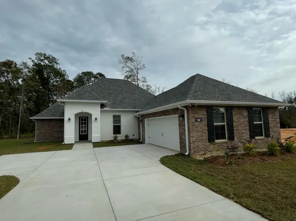 7307 S Aberdeen Dr, Pass Christian, MS 39571