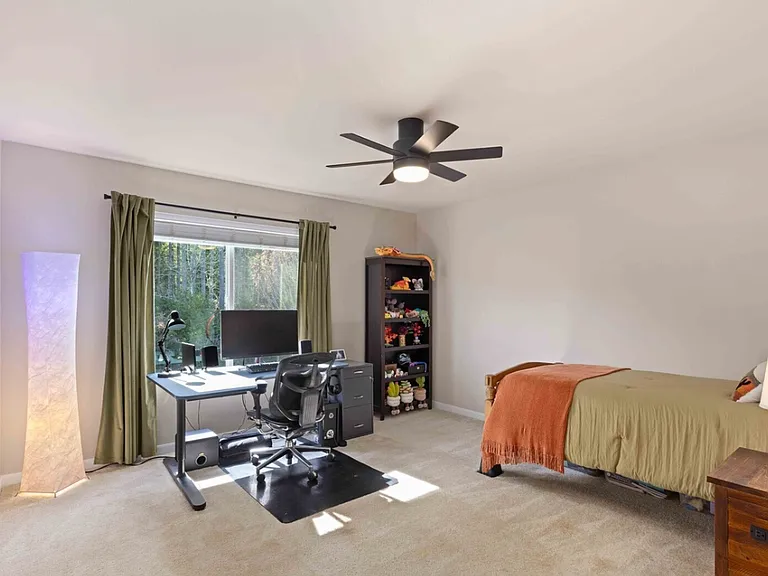 120 Pickford Pl SW — Photo 12