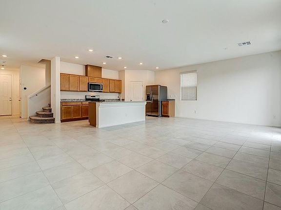 5th image of 9866 Ravenswood Peak Ave