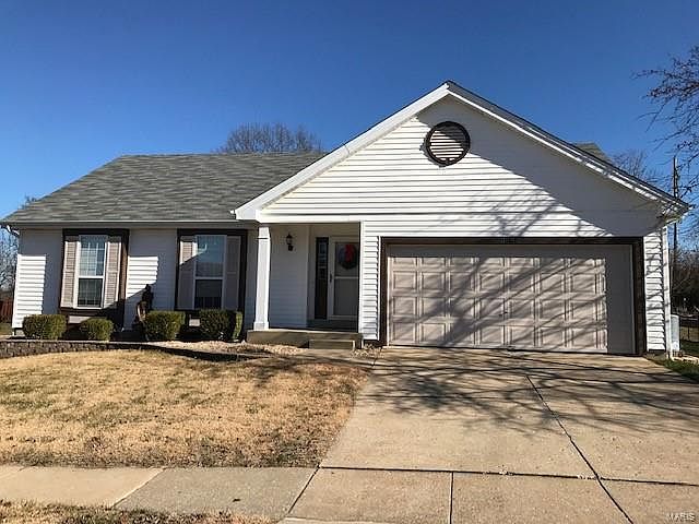 1st image of 3582 Summerlyn Dr