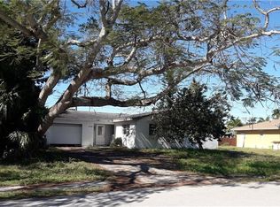 4751 Dorando Dr, Naples, FL 34103