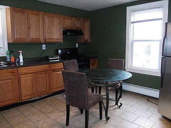 5th image of 204 River Ave #206