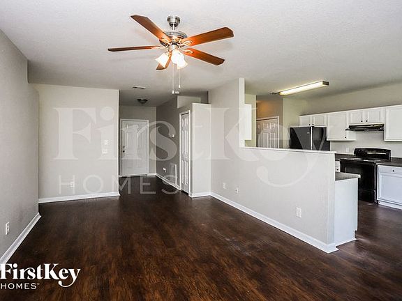 3rd image of 5196 Sylvania Ave