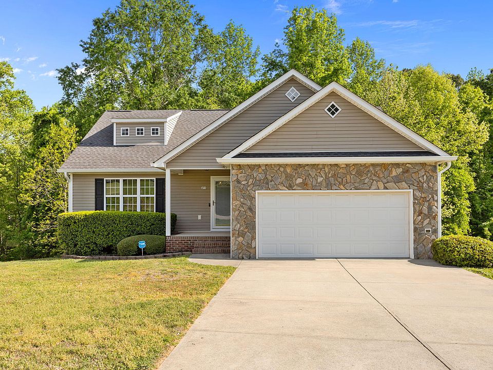 1st image of 455 Crusaders Dr
