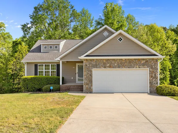 455 Crusaders Dr, Sanford, NC 27330