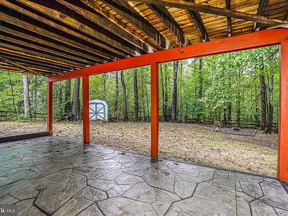 5th image of 8145 Raphiel Ct