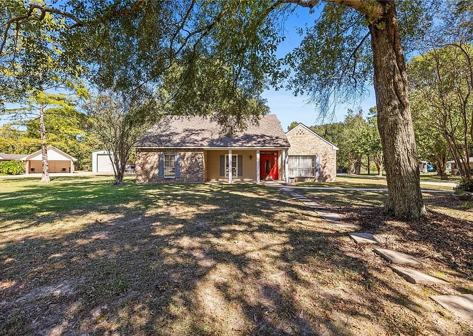 1st image of 8211 Gwendolyn Dr