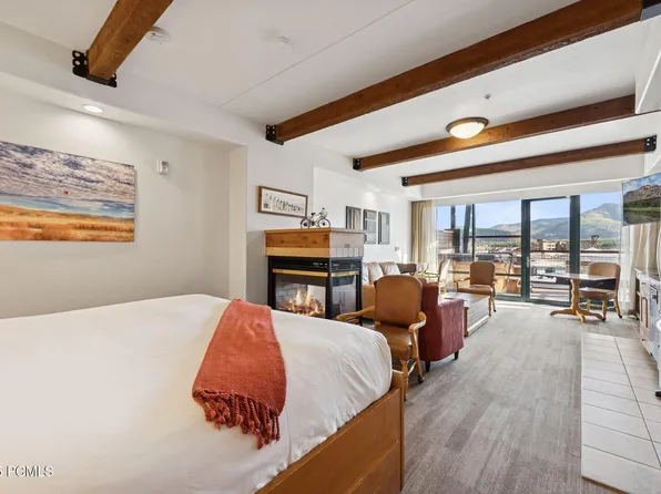 1476 Newpark Blvd #402, Park City, UT 84098
