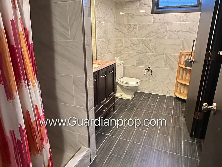 3304 Skyview Dr — Photo 22