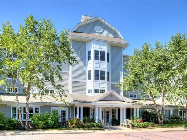 71 Starboard Dr UNIT 170, Tiverton, RI 02878