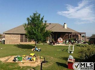 907 Winding Rd, Granbury, TX 76049