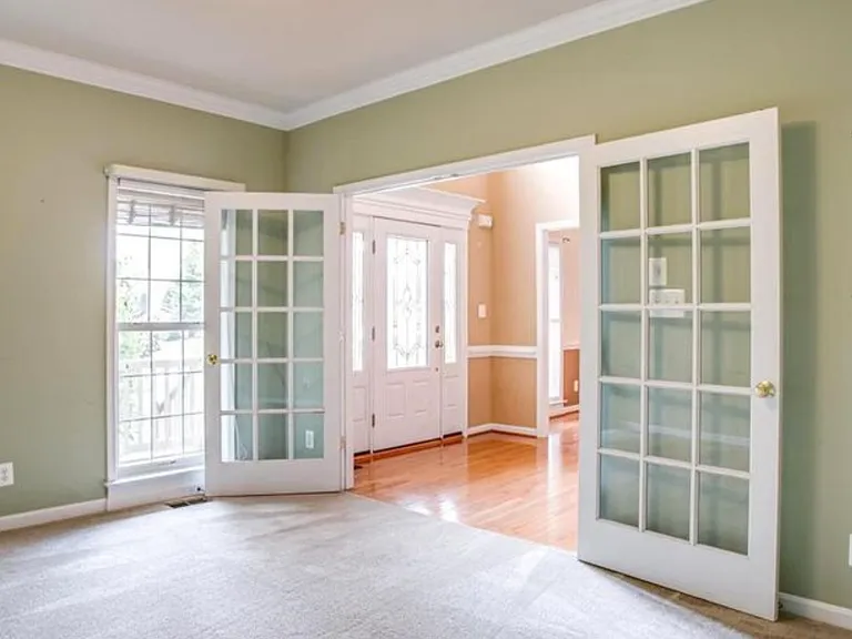 10410 Silver Creek Ct — Photo 7