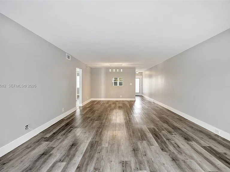 3001 Portofino Isle #K2 — Photo 17