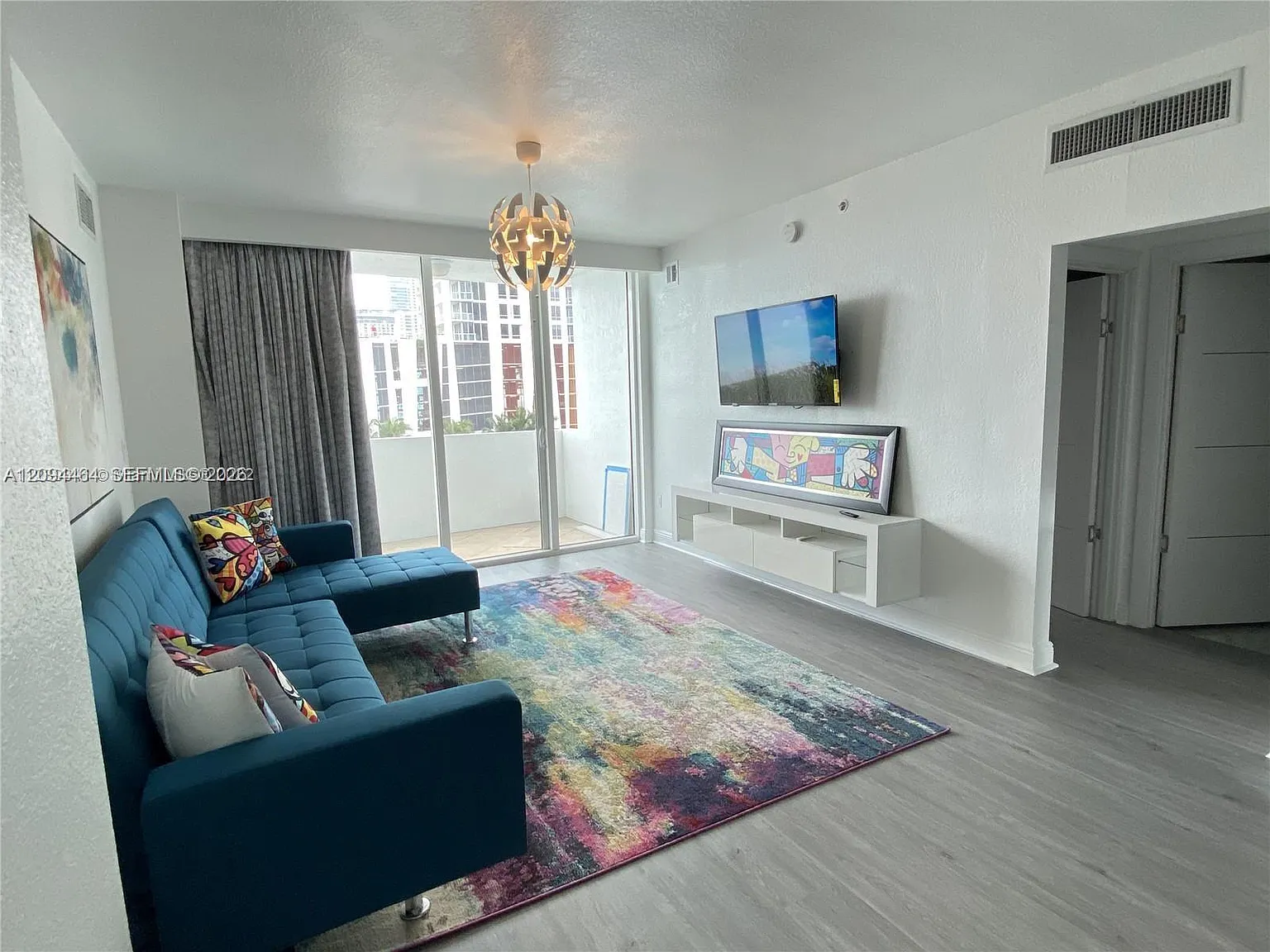 Moon Bay Of Miami Condo — Photo 3