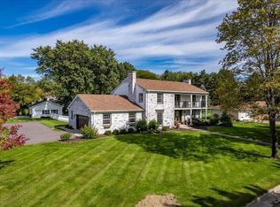 801 Meadow Ln, Wisconsin Dells, WI 53965