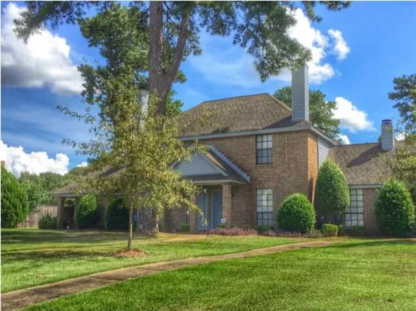 5942 Carmel Dr, Montgomery, AL 36117