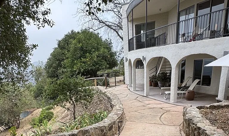 25202 Piuma Rd — Photo 23