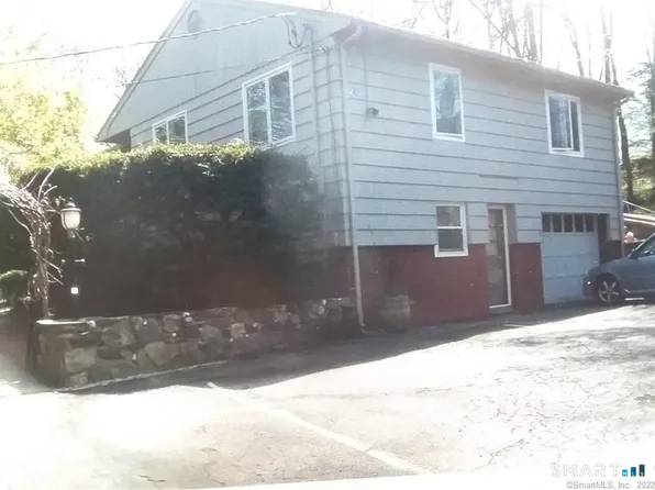 242 Grove Street, Shelton, CT 06484