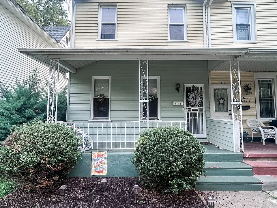 513 Howard St