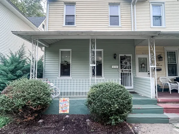 513 Howard St, Riverton, NJ 08077