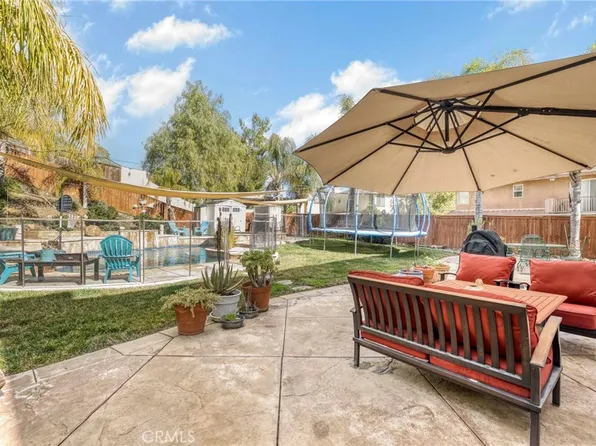 32838 The Old Rd, Castaic, CA 91384