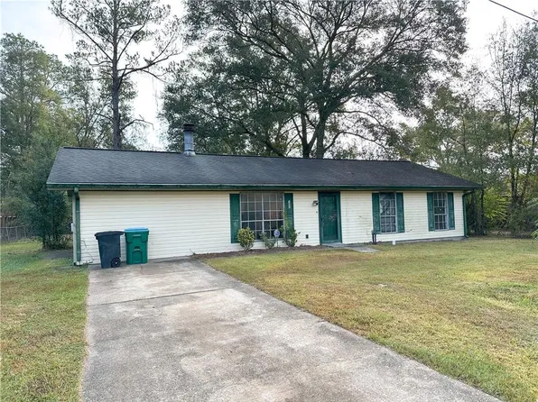 102 Ozone Dr, Hammond, LA 70403