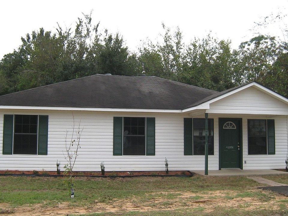 1st image of 22976 Edgewater Dr