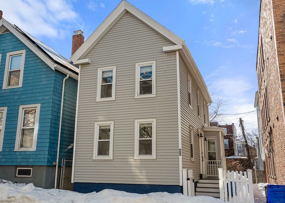 1st image of 25 Monmouth St