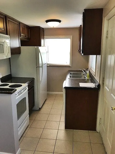 2537 Ritchie Street — Photo 4