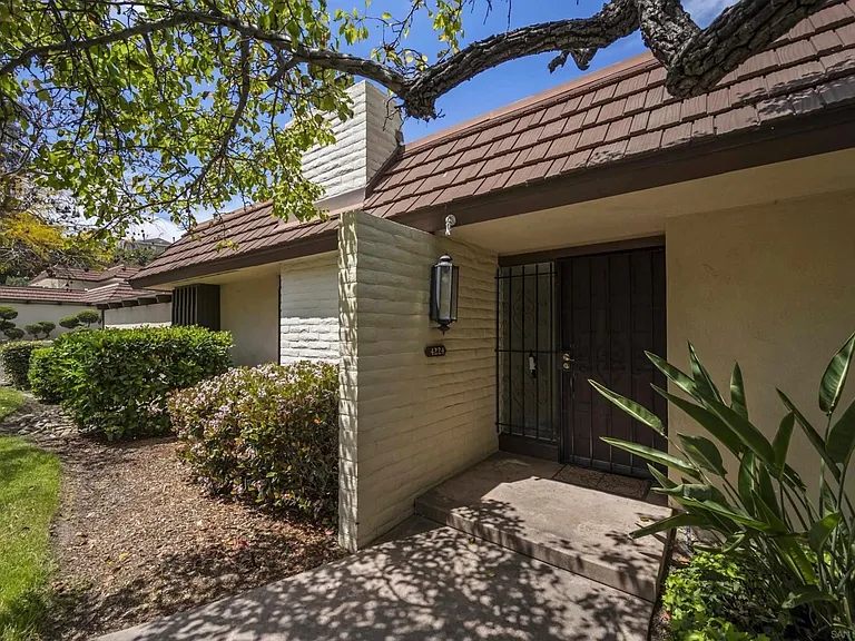 4224 Collwood Ln — Photo 6
