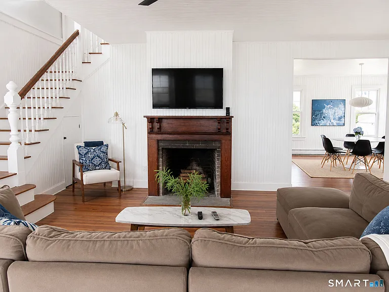 48 Beach Ave — Photo 6