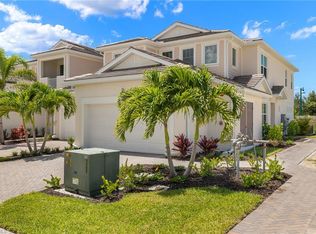 4654 Arboretum Cir #203, Naples, FL 34120