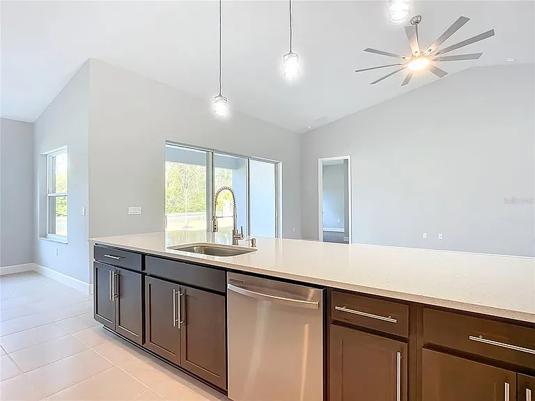 16 Egan Dr — Photo 25